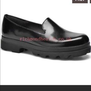 Camper “Nicoletta Negro” loafer